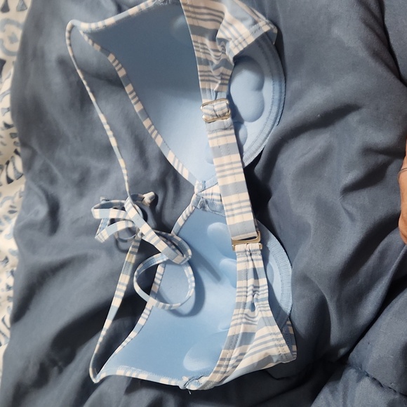 🎀Ron Jon Bikini Top 👙 - Picture 2 of 4